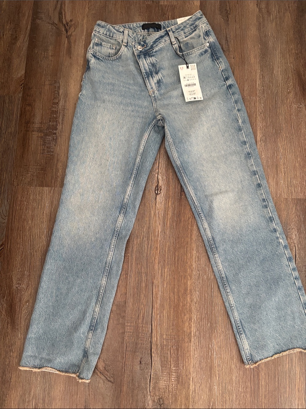 Zara Light Blue Straight Leg Women’s Jeans with crossover waistband